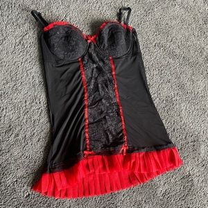 ❤️Rampage (36B) Red & Black Lingerie❤️